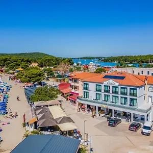 3* Szálloda Koral