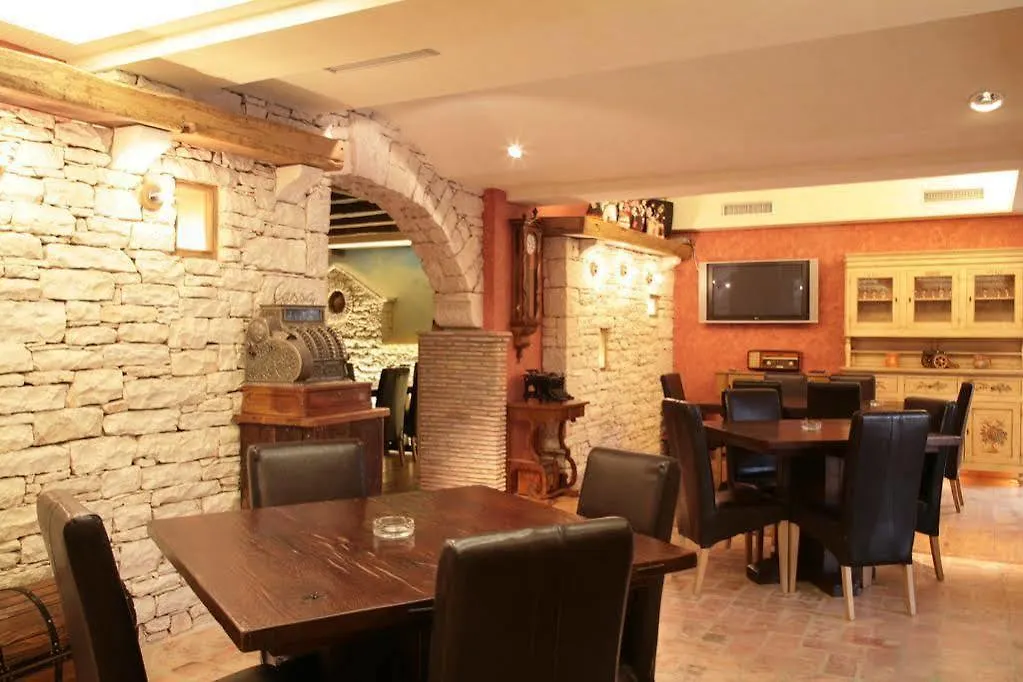 Vilola Bed & Breakfast Zambratija